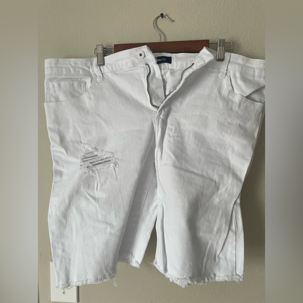 Fashion Nova White Jean Shorts for Men